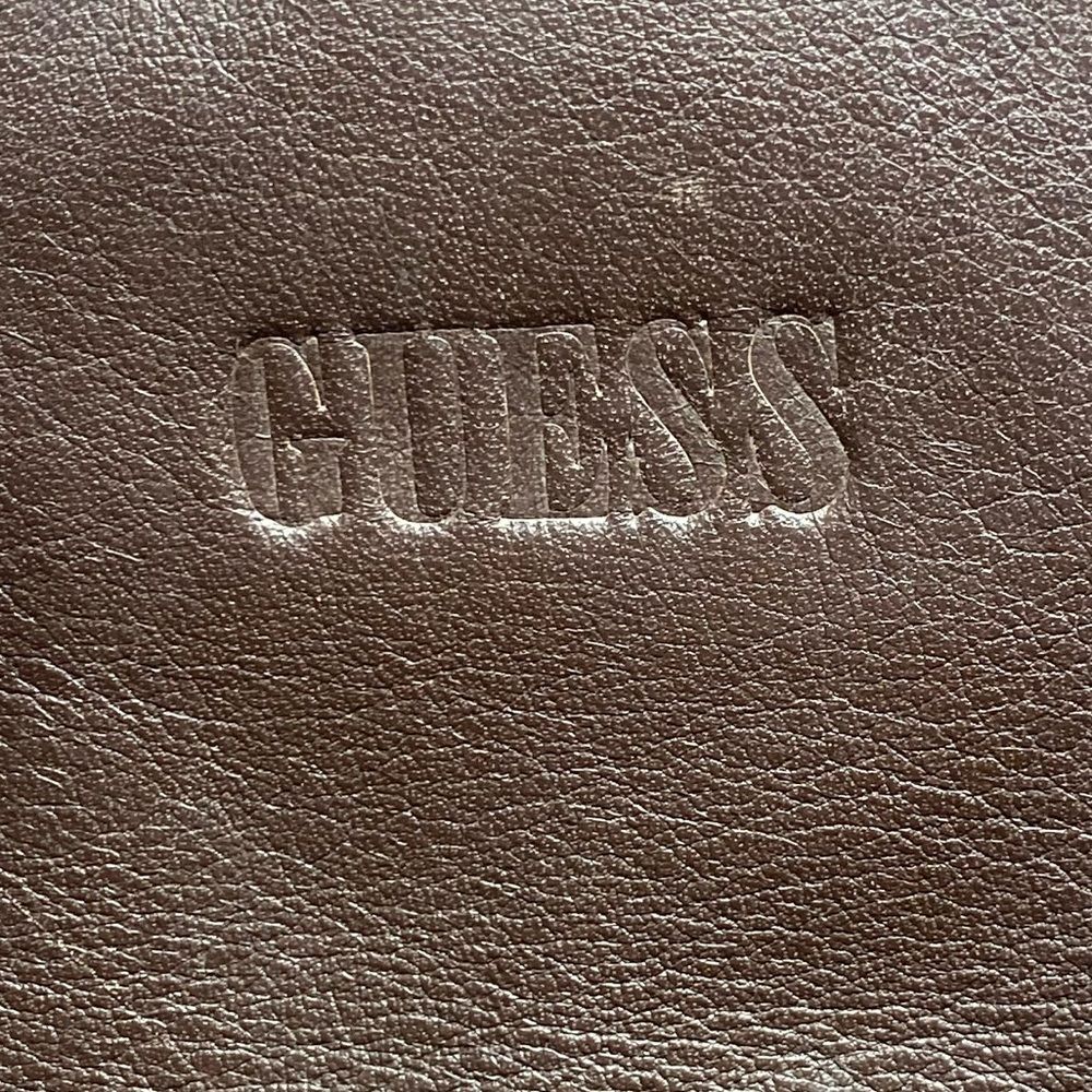 Vintage-style 2000s GUESS Brown Leather 9 Inch Backpack - Picture 3 of 9